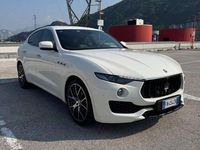 Usata Maserati Levante 275 CV (202 kW) 2018 Bianco SUV