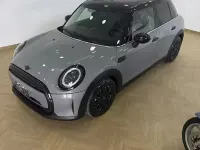 Usata Mini Cooper Classic 136 CV (100 kW) 2022 Grigio Utilitaria