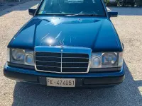 Usata Mercedes 200 122 CV (89 kW) 1990 Bluazzurro Berlina