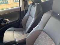 Usata Toyota Yaris Cross Lounge 92 CV (67 kW) 2022 Bianco SUV