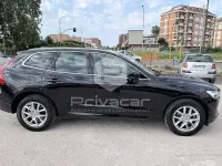 Usata Volvo XC60 Momentum 190 CV (139 kW) 2020 Nero SUV