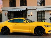 Usata Ford Mustang Fastback 317 CV (233 kW) 2015 Giallo