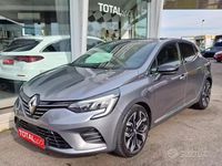 Usata Renault Clio V Techno 90 CV (66 kW) 2022 Antracite metallizzato Berlina