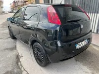 Usata Fiat Grande Punto 90 CV (66 kW) 2006 Nero Utilitaria