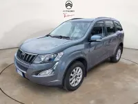 Usata Mahindra XUV500 140 CV (102 kW) 2017 Grigio SUV