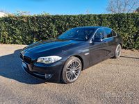 Usata BMW 530 258 CV (189 kW) 2013 Nero Berlina