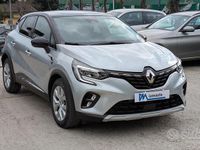 Usata Renault Captur Techno 92 CV (67 kW) 2022 Grigio SUV