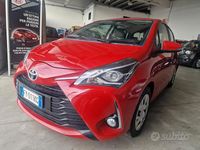 Usata Toyota Yaris Active 72 CV (52 kW) 2019 Rosso Berlina