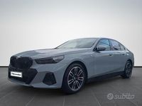 Nuevo BMW i5 M Sport 250 kW (340 CV) 2025 Gris Berlina