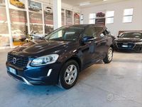 Usata Volvo XC60 Momentum 190 CV (139 kW) 2016 Nero SUV