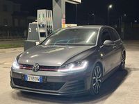 Usado VW Golf VII GTI 245 CV (180 kW) 2019 Gris Berlina