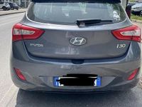 Usata Hyundai i30 Comfort 120 CV (88 kW) 2016 Grigio Berlina