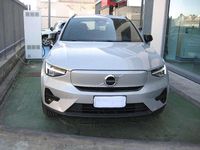 Usata Volvo XC40 Plus 185 kW (252 CV) 2024 Silver dawn SUV