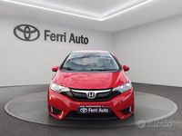Usata Honda Jazz Trend 102 CV (75 kW) 2017 Rosso Utilitaria
