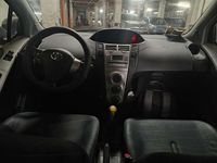 Usata Toyota Yaris Sol 90 CV (66 kW) 2007 Blu/azzurro Utilitaria