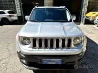 Usata Jeep Renegade Limited 140 CV (102 kW) 2015 Grigio SUV
