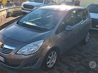 Usata Opel Meriva Cosmo 130 CV (95 kW) 2011 Grigio Monovolume
