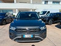 Usata VW T-Roc Life 150 CV (110 kW) 2022 Grigio SUV