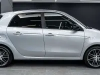 Usata Smart ForFour Brabus Xclusive 109 CV (80 kW) 2018 Grigio argento metall perlato Utilitaria