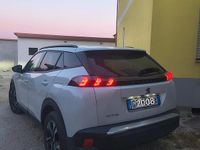 Usata Peugeot 2008 102 CV (75 kW) 2020 Bianco SUV
