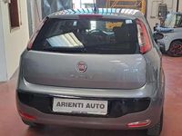 Usata Fiat Grande Punto 69 CV (50 kW) 2011 Argento metallizzato Utilitaria