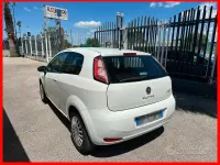 Occasion Fiat Punto Lounge 69 ch (50 kW) 2013 Blanc Citadine