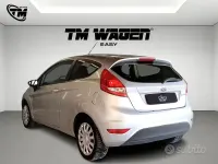 Usata Ford Fiesta 82 CV (60 kW) 2009 Grigio Berlina