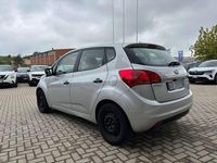 Usata Kia Venga EX 90 CV (66 kW) 2010 Grigio Utilitaria