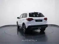 Usata Suzuki Vitara 116 CV (85 kW) 2024 Bianco SUV