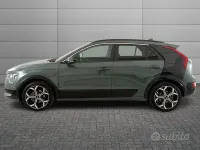 Käytetty Kia Niro Style 93 HP (68 kW) 2024 Vihreä Katumaasturi