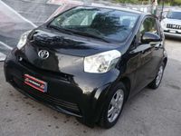 Usata Toyota iQ Sol 68 CV (50 kW) 2009 Nero Utilitaria