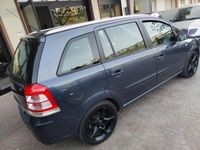 usata Opel Zafira -