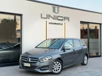 Usata Mercedes B180 Business 109 CV (80 kW) 2016 Grigio Utilitaria