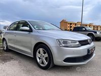 Usata VW Jetta 105 CV (77 kW) 2012 Grigio Berlina