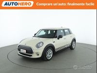 Begagnad Mini ONE 95 HK (69 kW) 2017 Vit Halvkombi