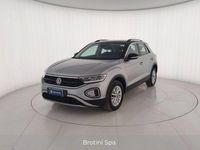 Usata VW T-Roc Life 116 CV (85 kW) 2025 Grigio metallizzato SUV