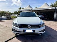 Usata VW Passat Executive 190 CV (139 kW) 2019 Bianco Station wagon