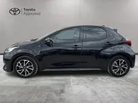 Usata Toyota Yaris Hybrid Trend 92 CV (67 kW) 2022 Nero Berlina