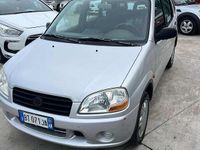 Usata Suzuki Ignis GL 83 CV (61 kW) 2001 Grigio(met.) Utilitaria