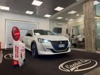 Usata Peugeot 208 GT 131 CV (96 kW) 2022 Bianco Utilitaria