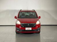 Usata Peugeot Partner Tepee Outdoor 99 CV (72 kW) 2015 Rosso Monovolume