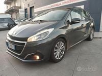 Usata Peugeot 208 Active 75 CV (55 kW) 2017 Grigio Utilitaria