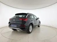 Usata VW T-Roc Life 115 CV (84 kW) 2025 Deep black perlato SUV