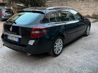 Usata Renault Laguna III 150 CV (110 kW) 2010 Nero Station wagon