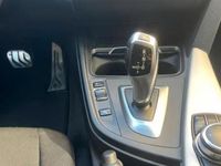 Usata BMW 318 150 CV (110 kW) 2018 Blu Station wagon