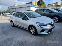 Usata Renault Clio V Equilibre 91 CV (66 kW) 2023 Grigio Berlina