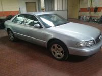 Usata Audi A8 150 CV (110 kW) 1998 Argento Berlina