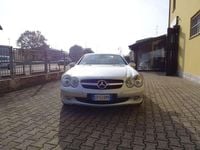 Usata Mercedes SL500 306 CV (225 kW) 2001 Argento Cabrio