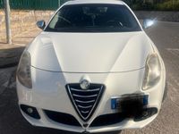 Usata Alfa Romeo Giulietta 82 CV (60 kW) 2011 Bianco Utilitaria