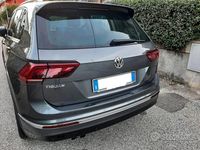 Usata VW Tiguan R-line 150 CV (110 kW) 2020 Grigio SUV